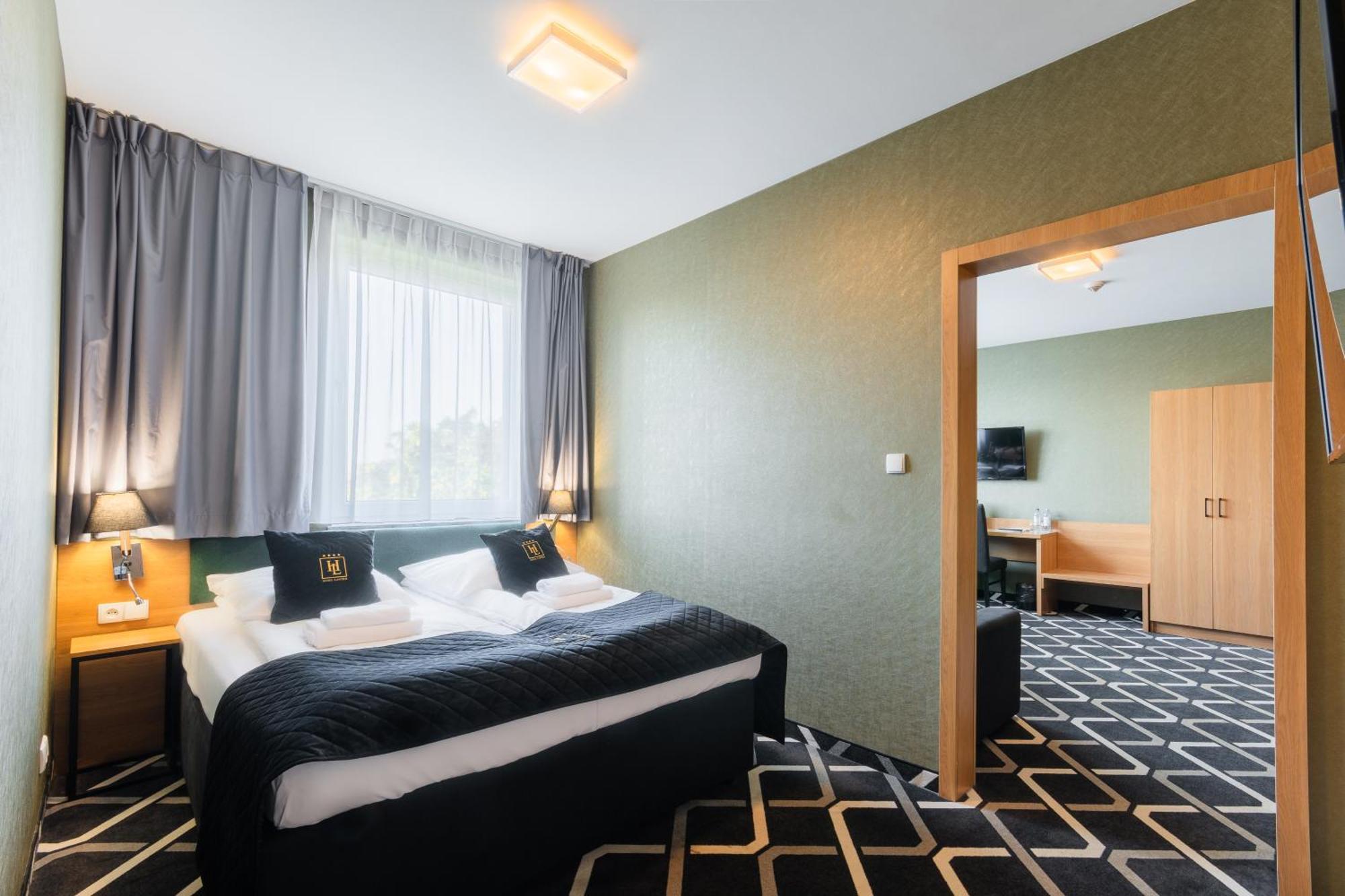 Hotel Lantier Wellness & Spa Bytom Extérieur photo