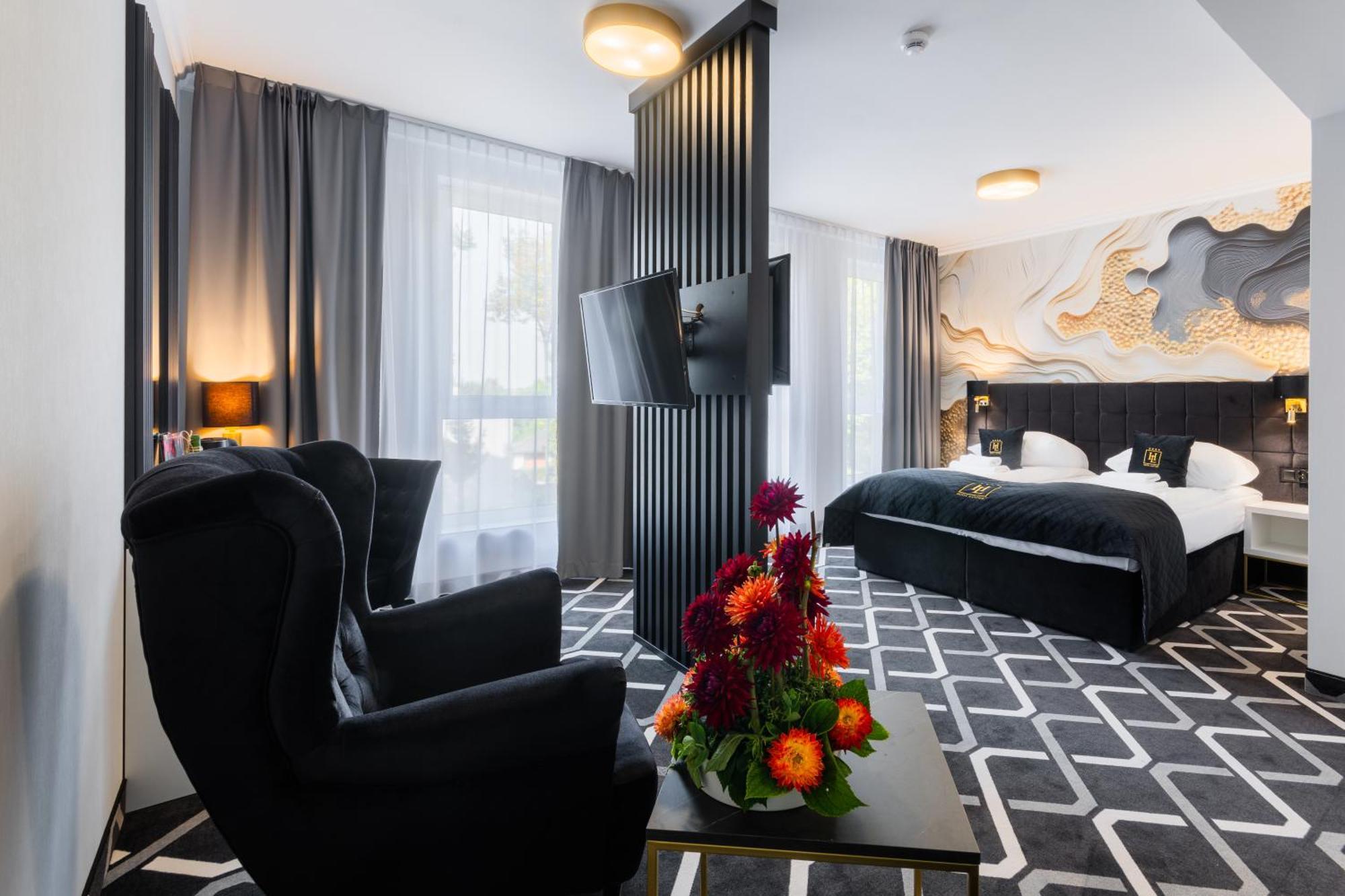 Hotel Lantier Wellness & Spa Bytom Extérieur photo